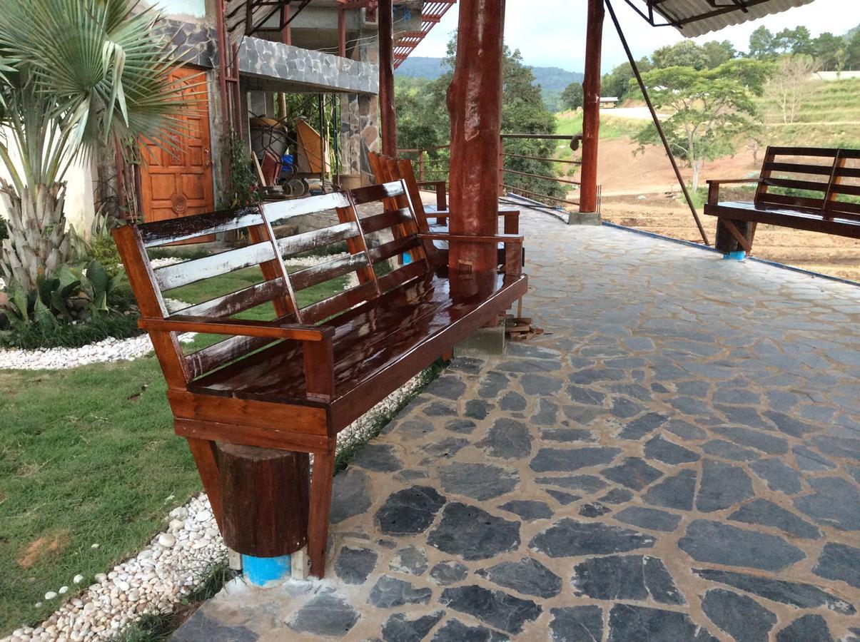 Phuphet Hill Resort 푸루아 외부 사진